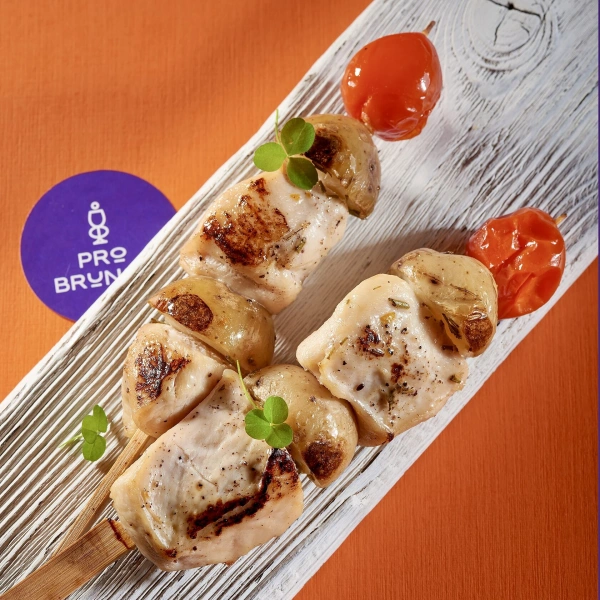 Шашлычок из курочки с картофелем бэби